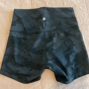 lululemon black camo 4 in shorts.